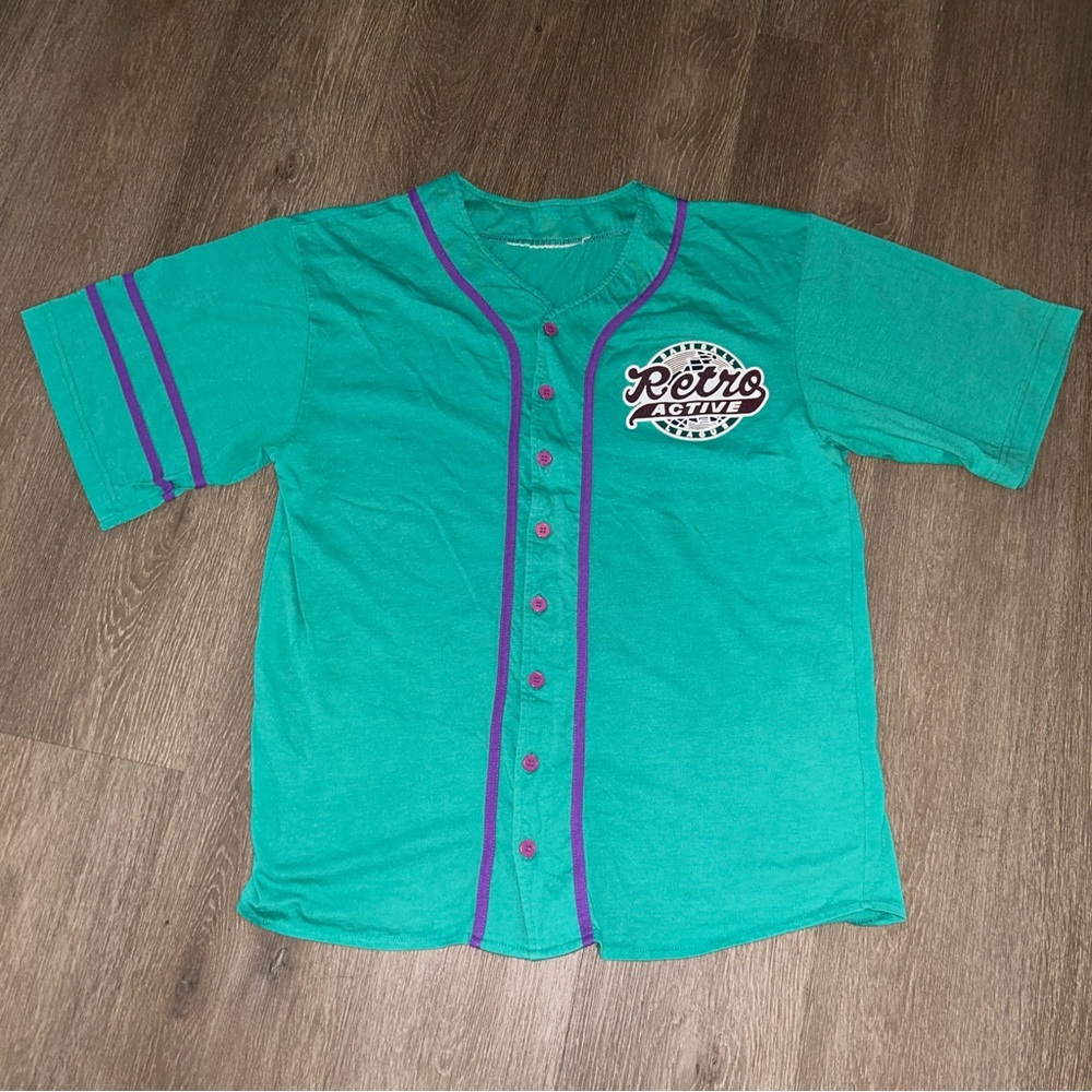 Baseball style cotton jersey.